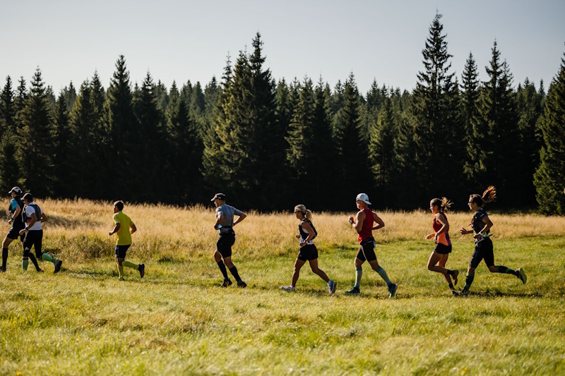 Rekordní Jizerská 50 Run! Do Bedřichova dorazilo skoro 3000 běžců