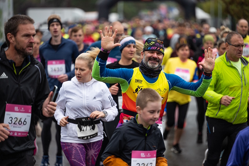 Královský závod ČEZ RunTour si užily tři tisícovky běžců