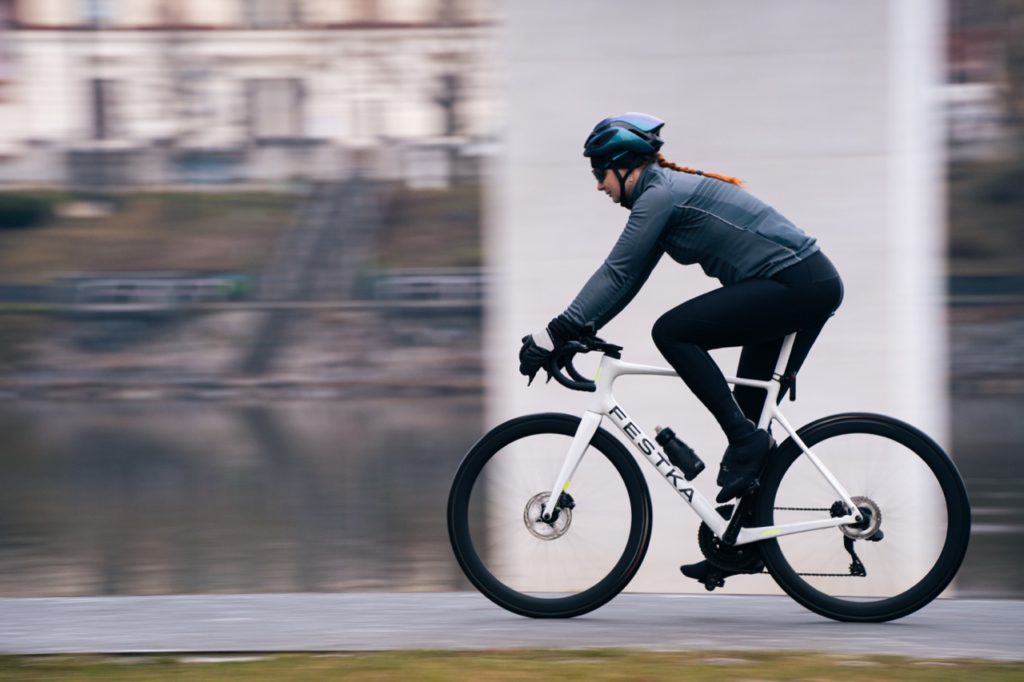 Česká amatérská cyklistka Kateřina Rusá 