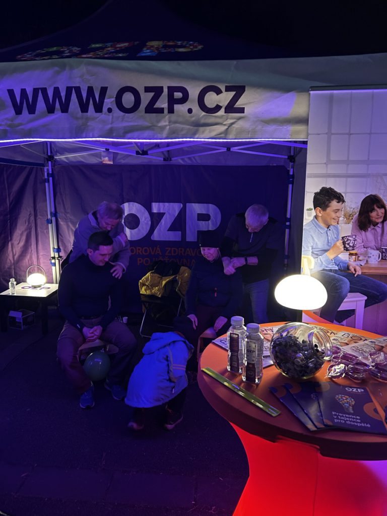 Letošní Noční běhy pro Světlušku uzavře Plzeň