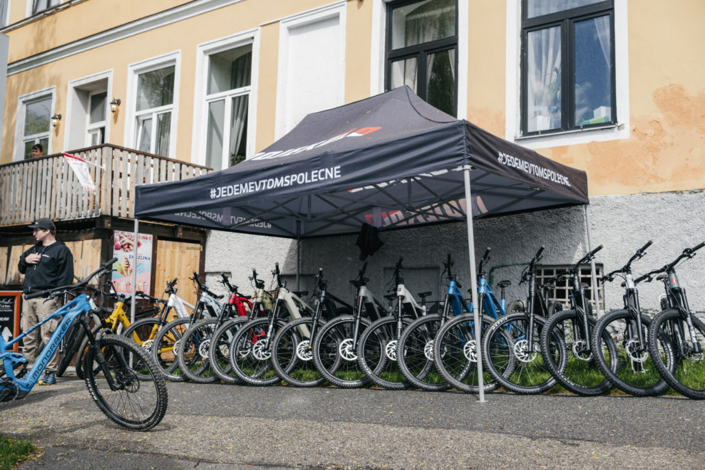 Lipno jako první zavádí SOS svozy pro cyklisty a stává se z něho cyklistický ráj budoucnosti s respektem k přírodě