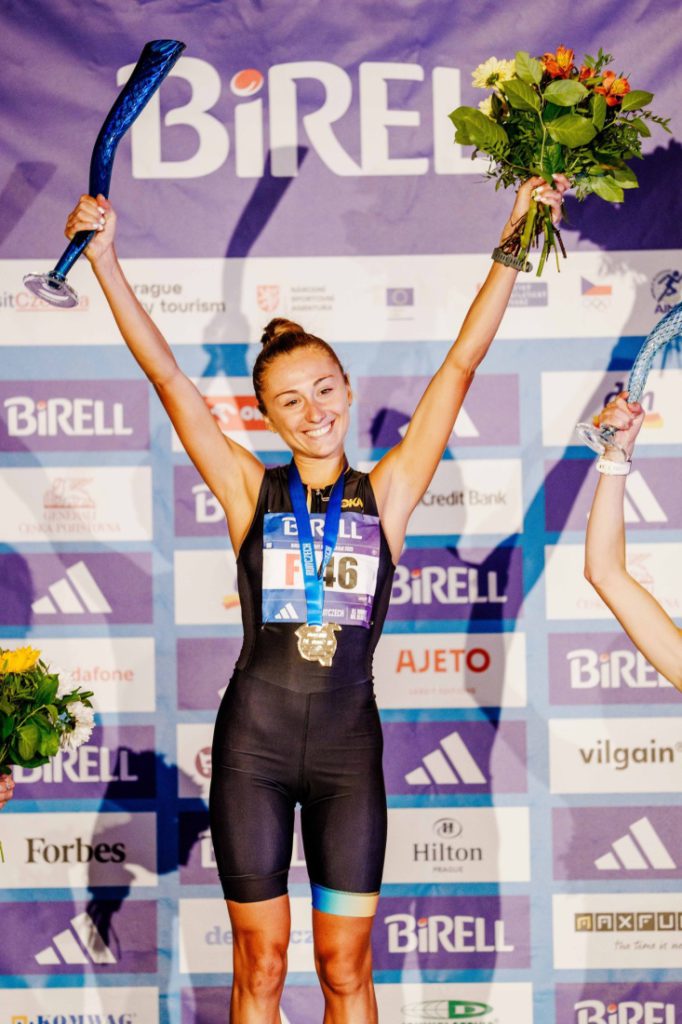 RunCzech objevuje hvězdy. Po rekordu v Praze ovládla Alessia Zarbo mistrovství Francie!