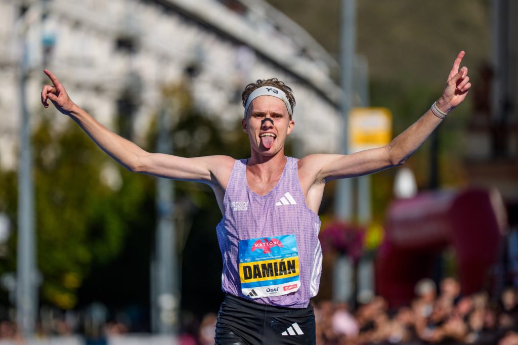 Rekordman Vích završil sezonu půlmaratonským bronzem. Rozloučí se v zážitkovém duchu 
