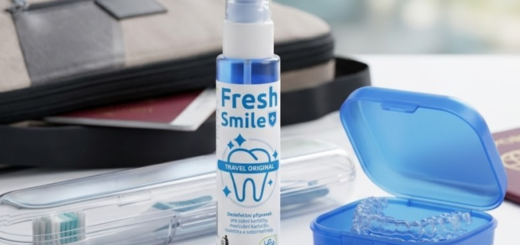 Cestovní sada dentální hygieny a zubní kartáček